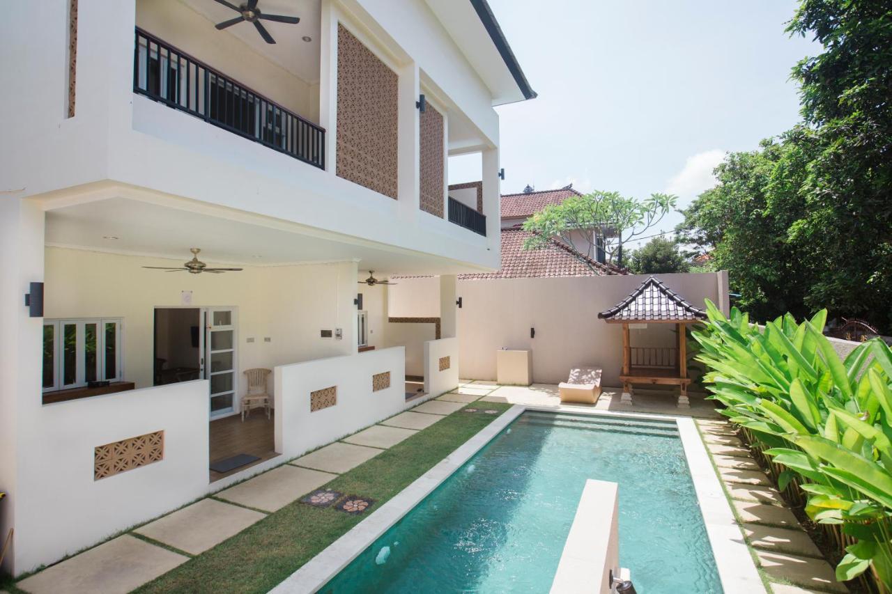 Bed and Breakfast Donguri House Bali Jimbaran Esterno foto